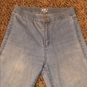 Garage brand stretch jeggings. Light jean color.